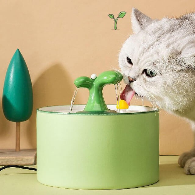 Cat green drinking water fountain 1000ml
